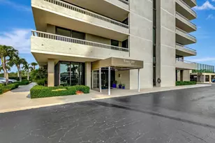 5550 N Ocean Dr, Singer Island, FL 33404 - Photo 1