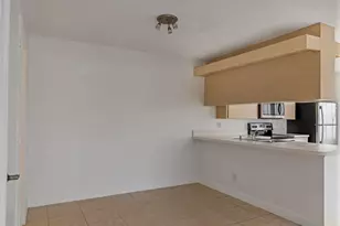 1923 Stratford Way, West Palm Beach, FL 33409 - Photo 11