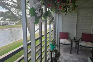 150 Lake Nancy Ln, West Palm Beach, FL 33411 - Photo 5