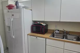 150 Lake Nancy Ln, West Palm Beach, FL 33411 - Photo 7