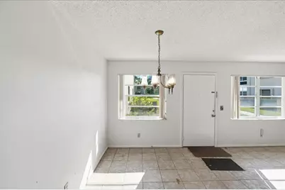 28 Lake Vista Trail #105, Port Saint Lucie, FL 34952 - Photo 9