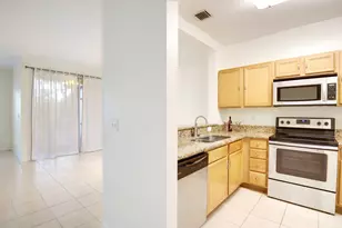 6420 Park Lake Cir, Boynton Beach, FL 33437 - Photo 3