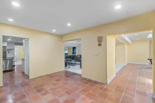 5104 White Oak Ln E, Tamarac, FL 33319 - Photo 41