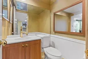 5104 White Oak Ln E, Tamarac, FL 33319 - Photo 31