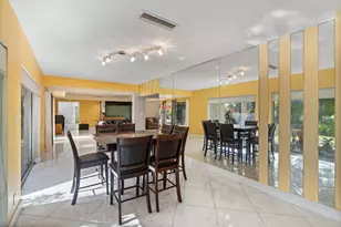 5104 White Oak Ln E, Tamarac, FL 33319 - Photo 35