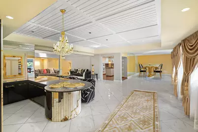 5104 White Oak Lane E, Tamarac, FL 33319 - Photo 11