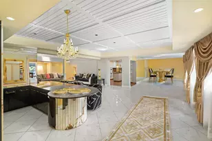 5104 White Oak Ln E, Tamarac, FL 33319 - Photo 11