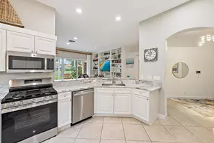 718 Pinehurst Way, Palm Beach Gardens, FL 33418 - Photo 11
