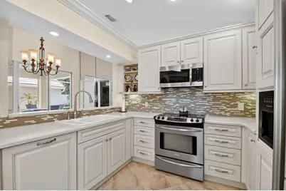 9333 Heathridge Drive, West Palm Beach, FL 33411 - Photo 15