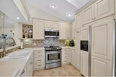 9333 Heathridge Drive, West Palm Beach, FL 33411 - Photo 17