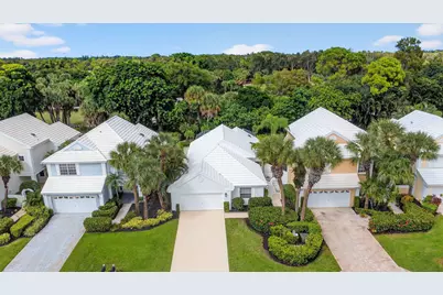 9333 Heathridge Drive, West Palm Beach, FL 33411 - Photo 3