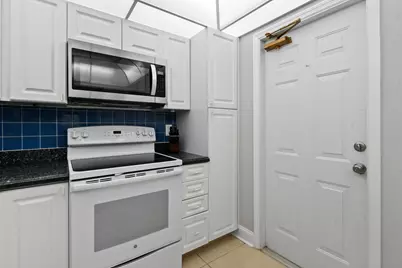 1605 S US Highway 1 #M1-404, Jupiter, FL 33477 - Photo 17