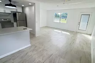 266 Burgundy Ave, Delray Beach, FL 33484 - Photo 9