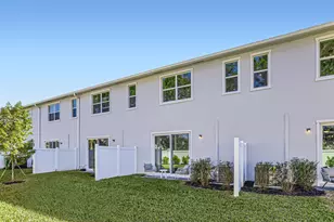 822 SE grovebush Ln, Port Saint Lucie, FL 34984 - Photo 25