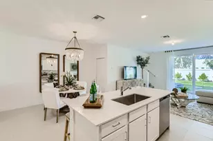 822 SE grovebush Ln, Port Saint Lucie, FL 34984 - Photo 15