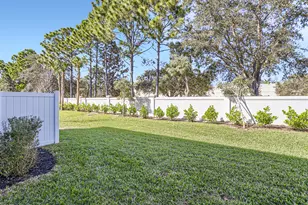 822 SE grovebush Ln, Port Saint Lucie, FL 34984 - Photo 23