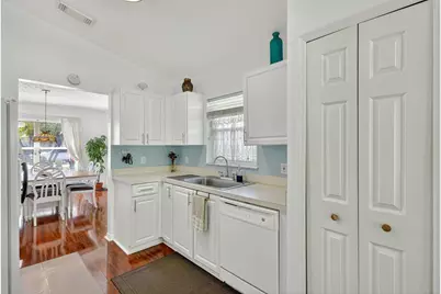 13924 Aguila Avenue, Fort Pierce, FL 34951 - Photo 9