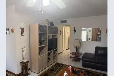 253 Northampton M, West Palm Beach, FL 33417 - Photo 11