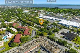 2070 Colonial Rd, Fort Pierce, FL 34950 - Photo 5