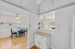 43 Saxony A, Delray Beach, FL 33446 - Photo 17