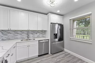 118 Lake Constance Drive, West Palm Beach, FL 33411 - Photo 13