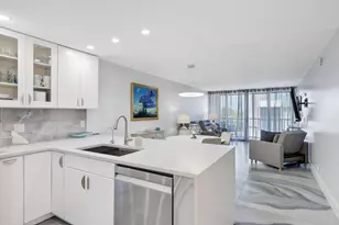 12 Royal Palm Way, Boca Raton, FL 33432 - Photo 7