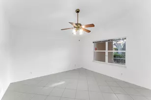 2705 Pointe Cir, Greenacres, FL 33413 - Photo 15