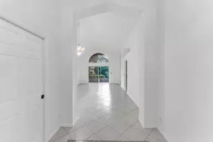 2705 Pointe Cir, Greenacres, FL 33413 - Photo 7