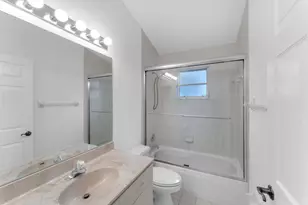 2705 Pointe Cir, Greenacres, FL 33413 - Photo 23