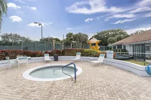 2705 Pointe Cir, Greenacres, FL 33413 - Photo 39