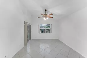 2705 Pointe Cir, Greenacres, FL 33413 - Photo 13
