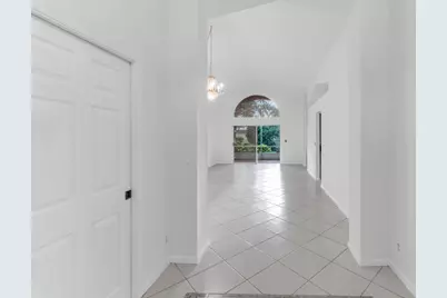 2705 Pointe Circle, Greenacres, FL 33413 - Photo 7