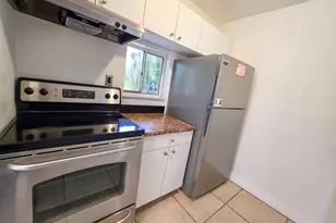7960 NW 50th St, Lauderhill, FL 33351 - Photo 3