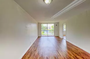 7960 NW 50th St, Lauderhill, FL 33351 - Photo 7