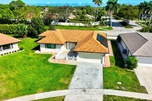 10298 Greentrail Dr N, Boynton Beach, FL 33436 - Photo 41