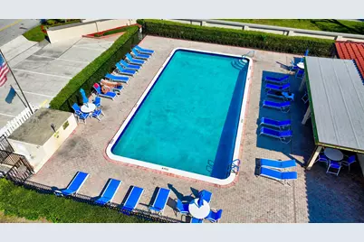 10298 Greentrail Drive N, Boynton Beach, FL 33436 - Photo 47