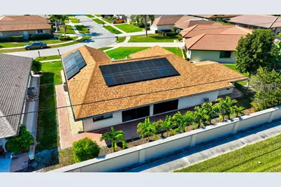 10298 Greentrail Drive N, Boynton Beach, FL 33436 - Photo 35