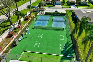 10298 Greentrail Dr N, Boynton Beach, FL 33436 - Photo 49