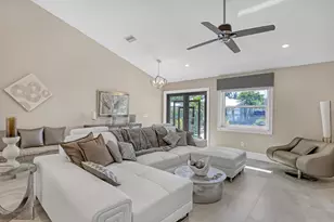 815 Bamboo Ln, Boynton Beach, FL 33483 - Photo 11