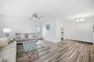 101 Doolen Ct, North Palm Beach, FL 33408 - Photo 13