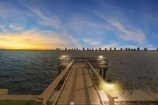 101 Doolen Ct, North Palm Beach, FL 33408 - Photo 1