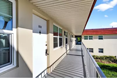 108 Spring Lake Court #203, Vero Beach, FL 32962 - Photo 19