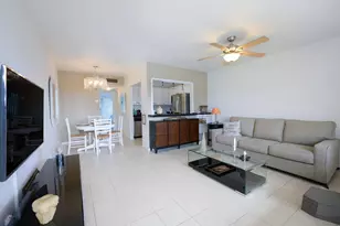 3402 Cynthia Ln, Lake Worth Beach, FL 33461 - Photo 3