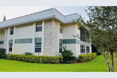 2302 Sunrise Boulevard #204, Fort Pierce, FL 34982 - Photo 5