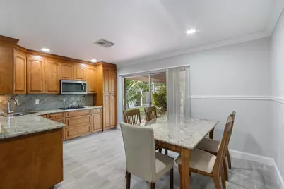 3329 El Vedado Court E, West Palm Beach, FL 33405 - Photo 9