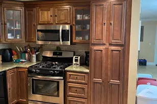 127 Woodland Rd, Lake Worth Beach, FL 33461 - Photo 7