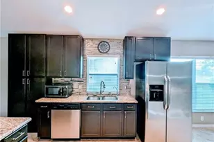 562 SW St Martins Cove, Port Saint Lucie, FL 34986 - Photo 11