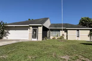 201 SE Walters Terrace, Port Saint Lucie, FL 34983 - Photo 5