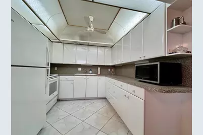 461 Wellington J, West Palm Beach, FL 33417 - Photo 21