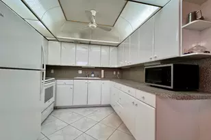 461 Wellington J, West Palm Beach, FL 33417 - Photo 21